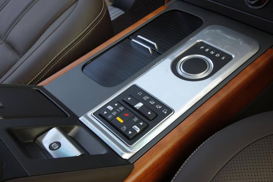  Land Rover Range Rover Autobiography 2012 года  (фото 4 из 21)